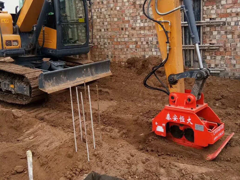 液壓振動夯實機 液壓振動夯實機